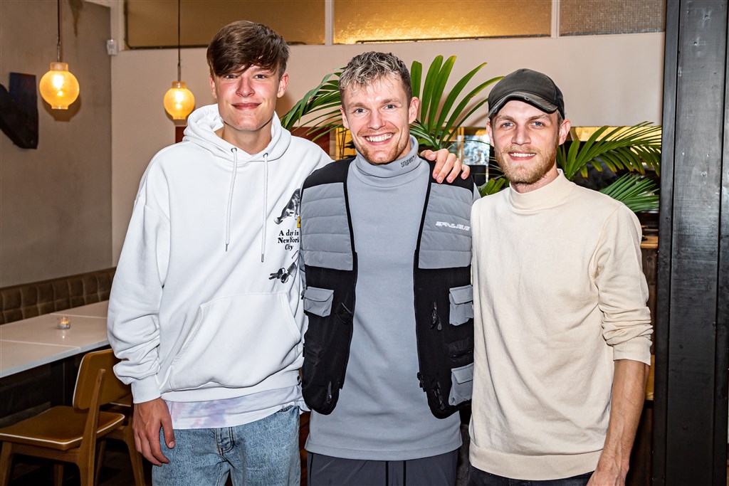 Familie Knol hield overlijden opa geheim: 'Bang voor fans op uitvaart'
